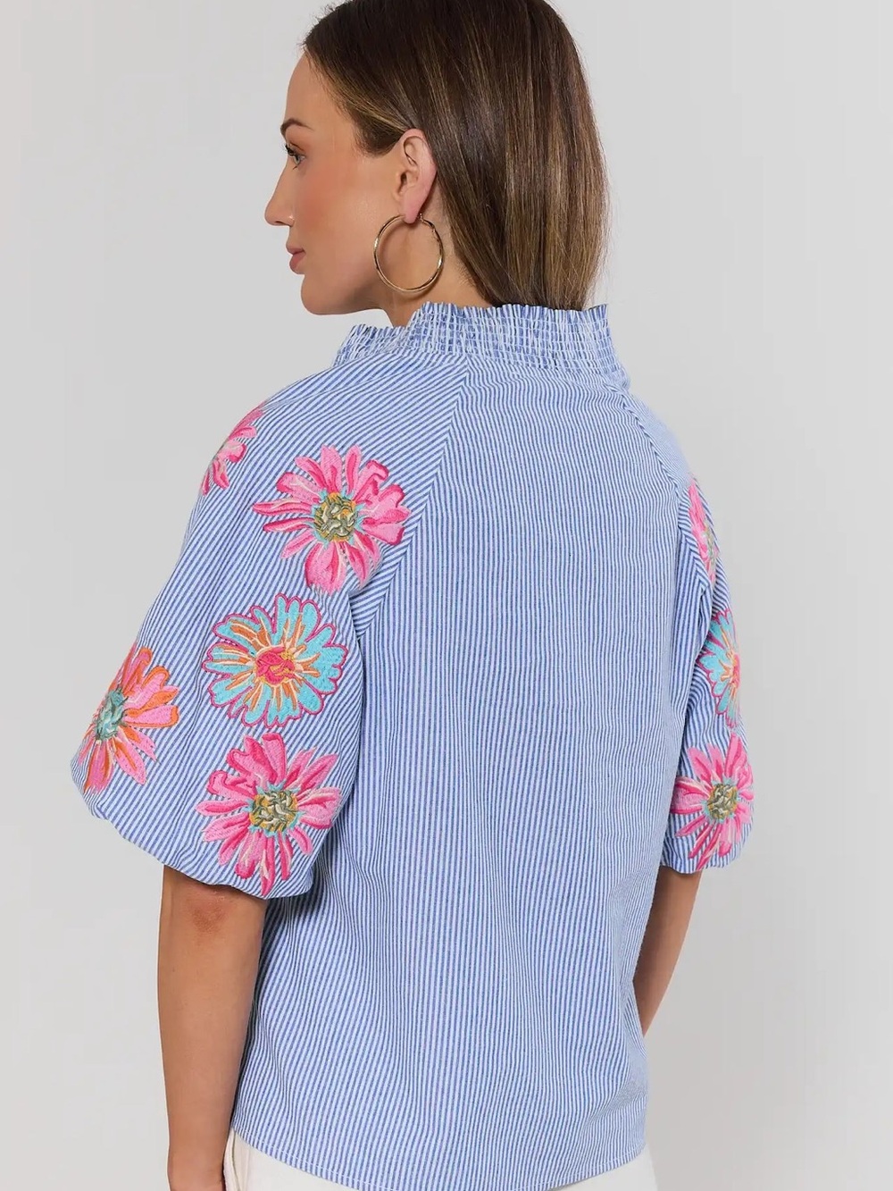 NWT THML Blue Floral Striped Embroidered Top - size extra small - Picture 5 of 15